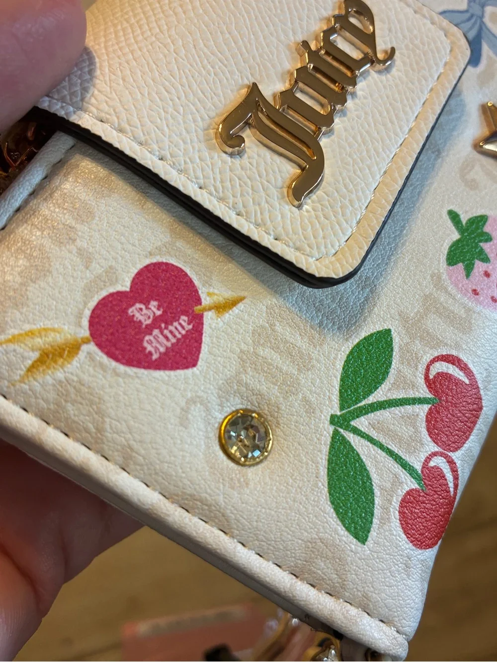 NWT “All Things Juicy Tab Card Wallet” Color Angel With Crystal